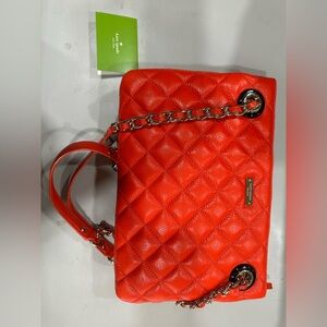 KATE SPADE GOLD COAST LEIGHTON 
QUILTED COWHIDE CHAIN MARASCHINO RED